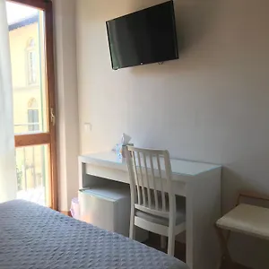 Gialel 2*, Pisa Itálie